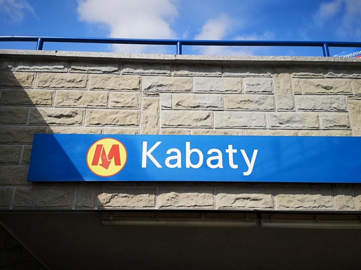 Classic Apartament Metro Kabaty Warszawa Eksteriør billede