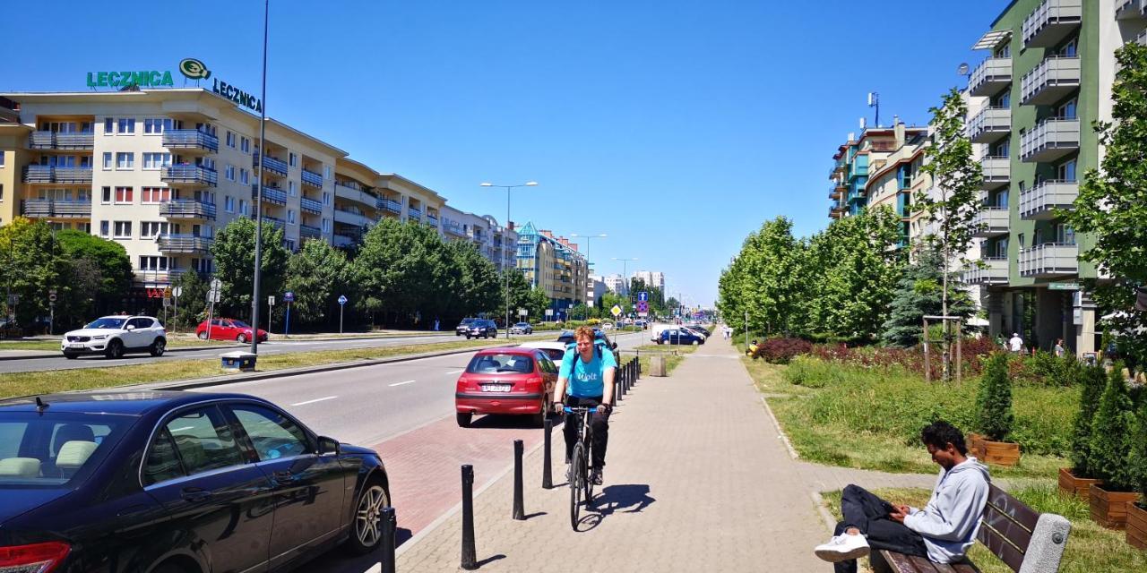 Classic Apartament Metro Kabaty Warszawa Eksteriør billede
