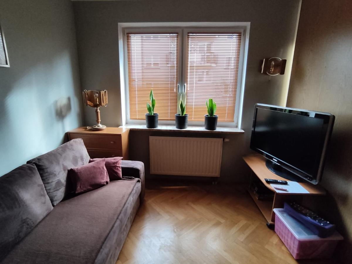 Classic Apartament Metro Kabaty Warszawa Eksteriør billede