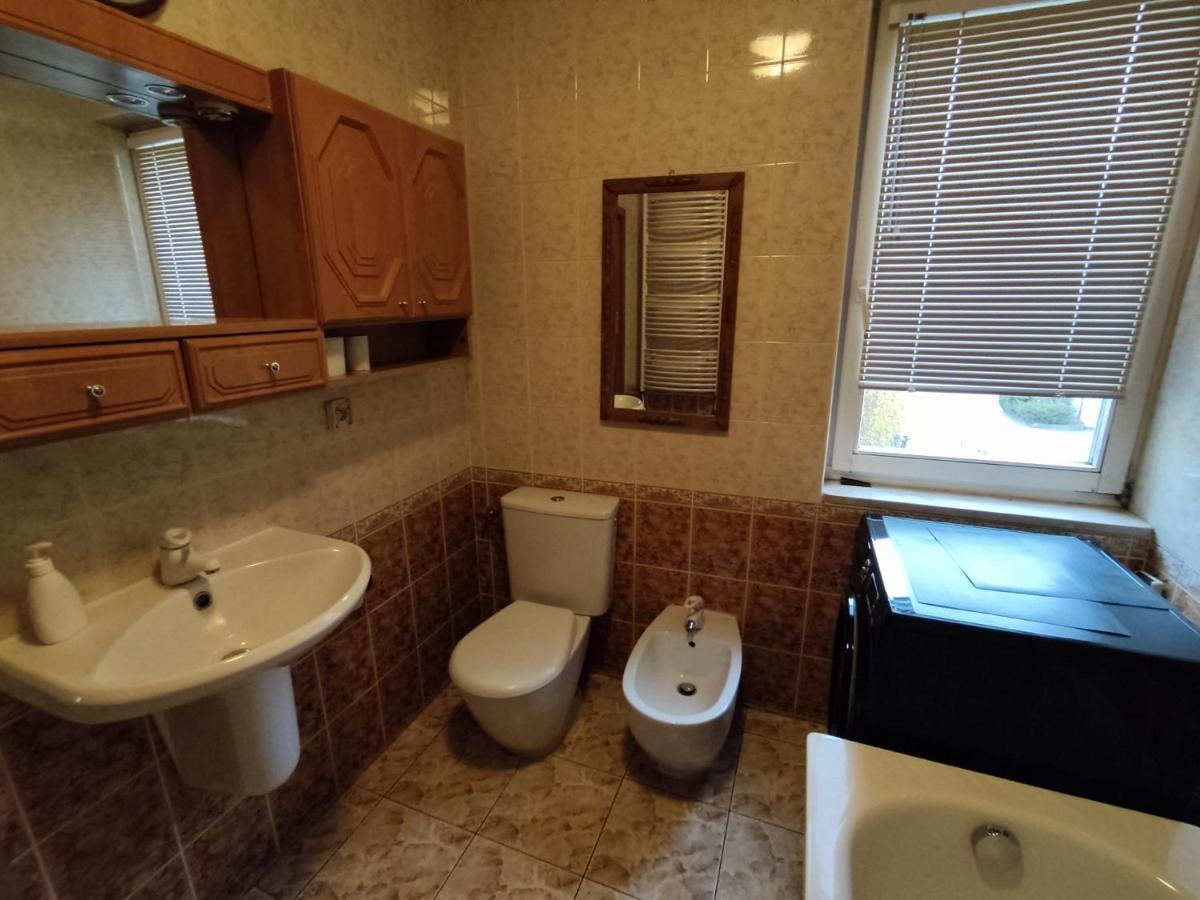 Classic Apartament Metro Kabaty Warszawa Eksteriør billede